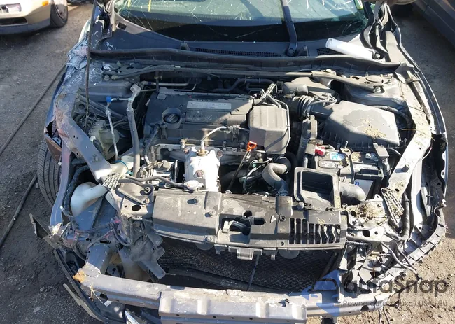 1HGCR2F56FA039973: 41918661