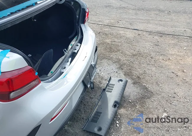 3KPA24AD5PE578622: 41920235