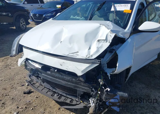 KMHCT4AE7FU877796: 41920385