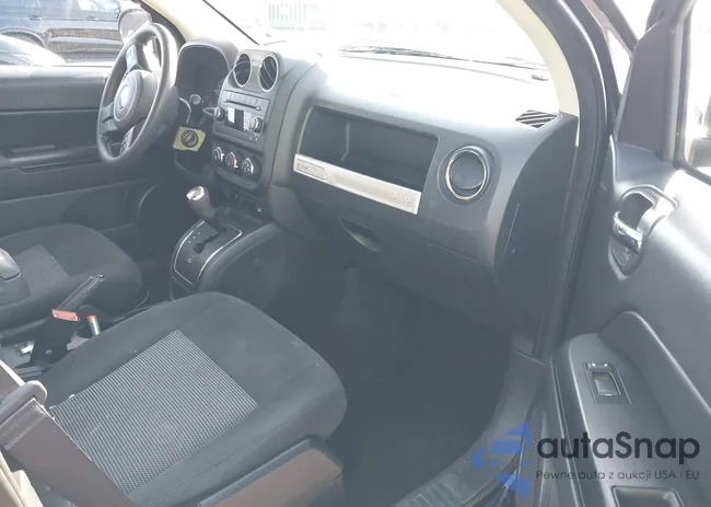 1C4NJDBBXFD416678: 41920421