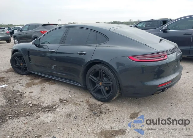 WP0AB2A76JL136669: 41919699