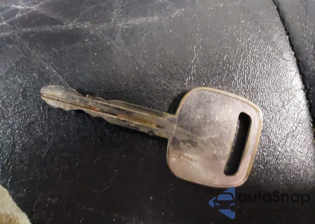 JTDDY32T4Y0021318: 41919875