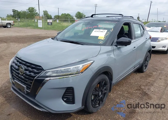 3N1CP5DV7ML557589: 41921067