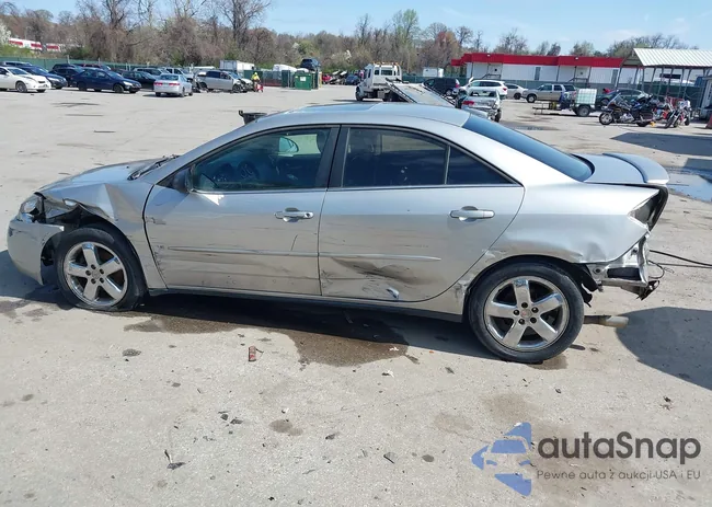 1G2ZH558X64108885: 41920690