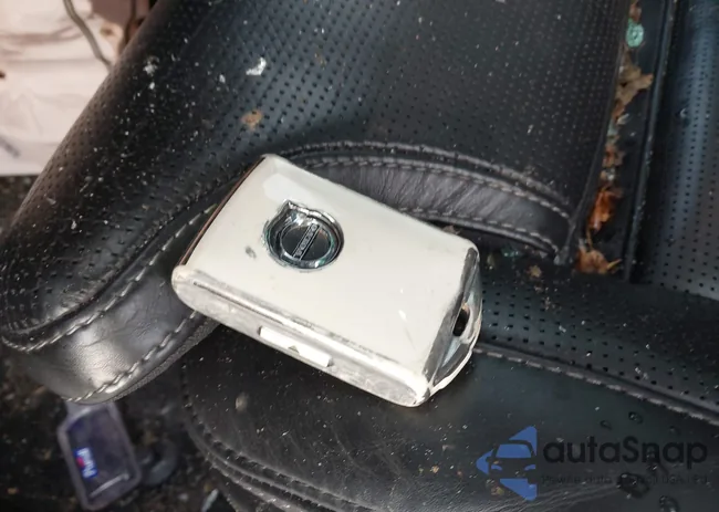 7JRA22TL6KG007160: 41920855