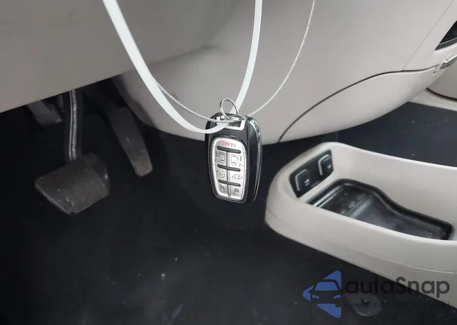 2C4RC1DG6LR164553: 41922250