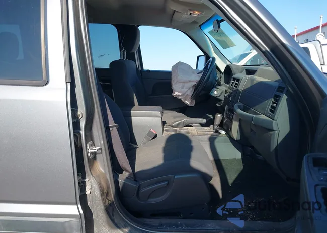 1C4PJMAK1CW177693: 41922273