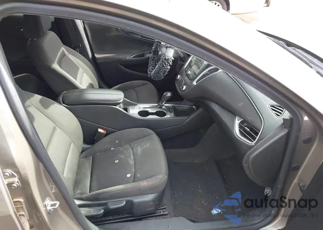 1G1ZD5ST7LF072775: 41922491