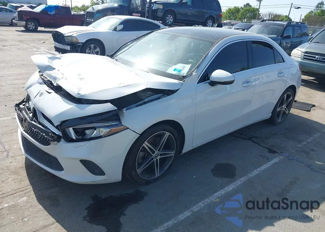 W1K3G4EB6LJ202811: 41921798