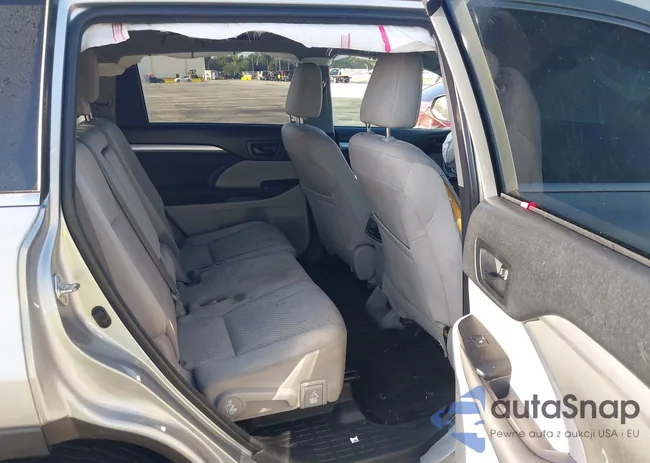 5TDZARFH7JS040614: 41922010