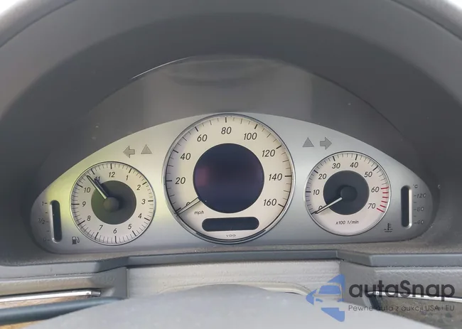 WDBUF70J53A324818: 41923380