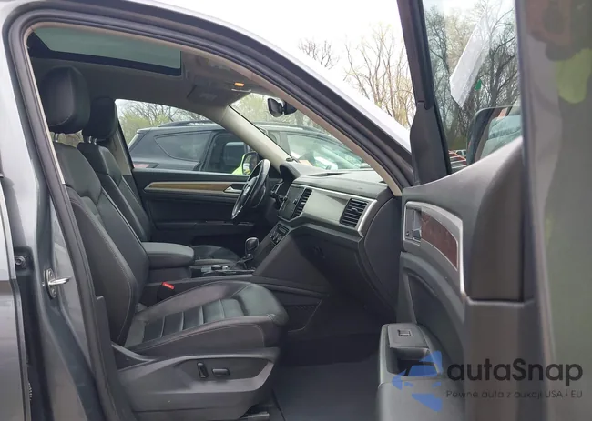 1V2NR2CA2JC592186: 41923620