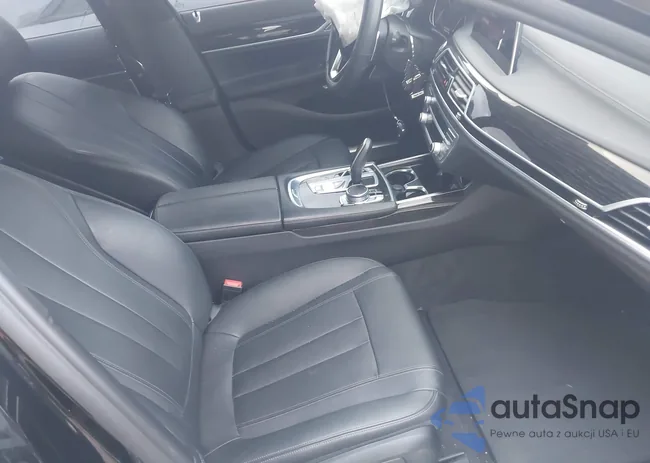 WBA7E2C59HG740083: 41923621