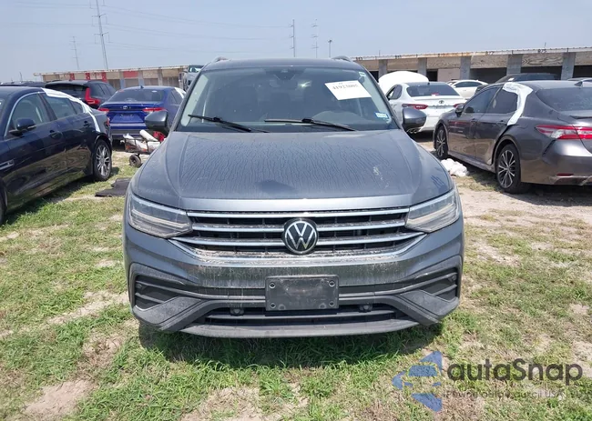 3VVNB7AX2PM064599: 41923005