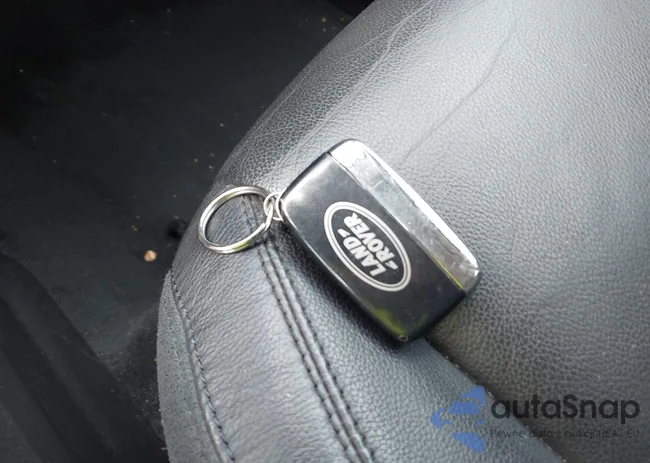 SALCP2BG6HH656191: 41924349