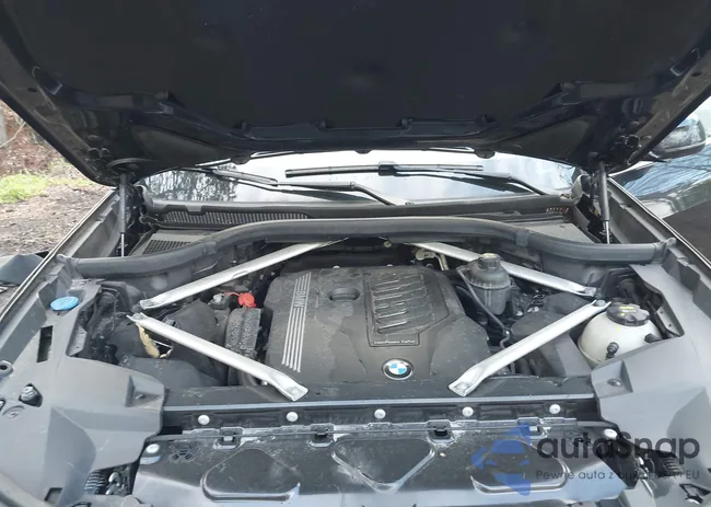 5UXCW2C08L9A02096: 41924378