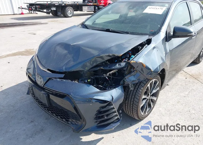 2T1BURHE2JC967962: 41924379