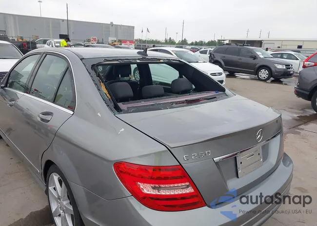 WDDGF4HB4DA780472: 41924590