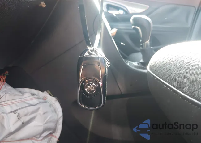 KL4CJASB8HB215893: 41923657