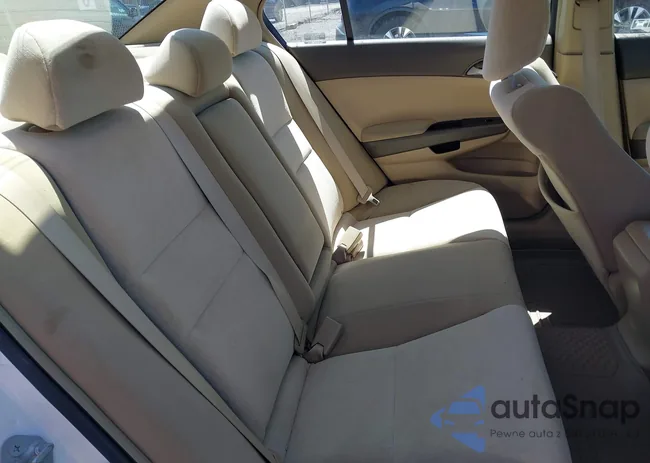 1HGCP26498A087256: 41925238