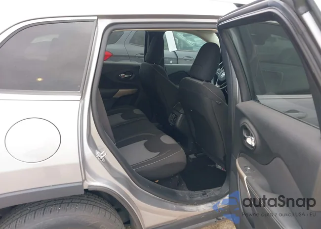 1C4PJLCX4JD559096: 41925282