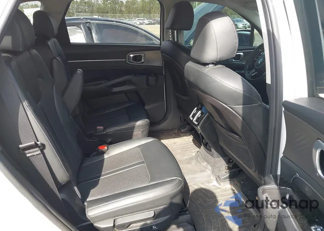 5XYRK4LF1MG037082: 41925355