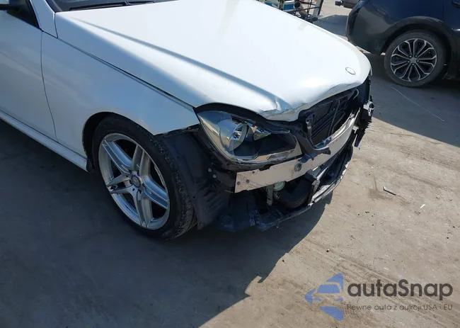 WDDGJ4HB2DG089470: 41925359