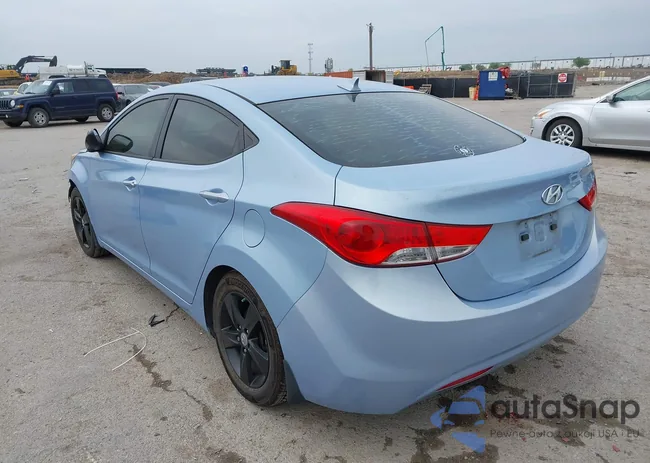 KMHDH4AE8DU522820: 41925535