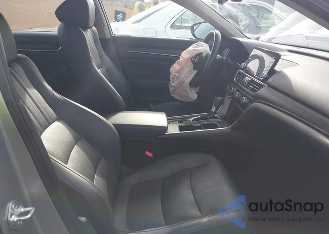 1HGCV1F5XNA041987: 41924877