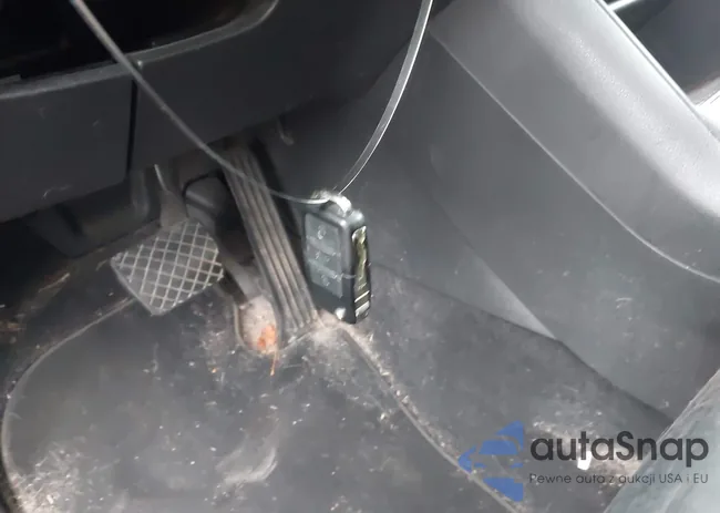 WVGAV75N39W003838: 41925843