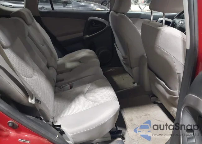 JTMBD33V485197856: 41928336