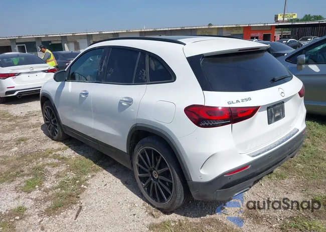 W1N4N4GB9MJ257880: 41928574