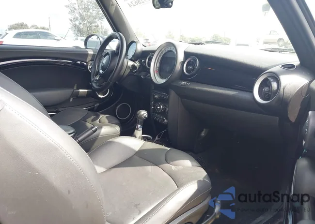 WMWZP3C54CT250689: 41928624