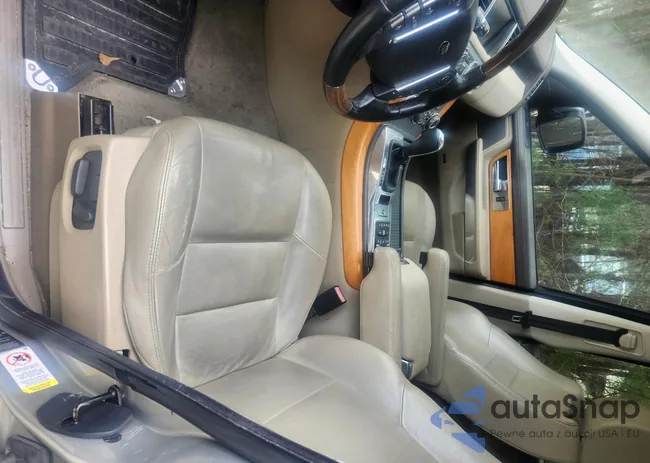 SALSF2D4XDA781554: 41928859