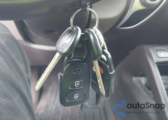 KM8JUCAC1DU583062: 41930427