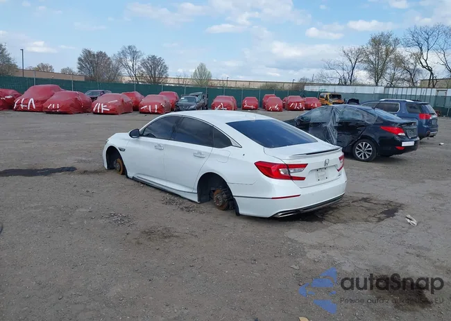 1HGCV2F90JA024862: 41929742