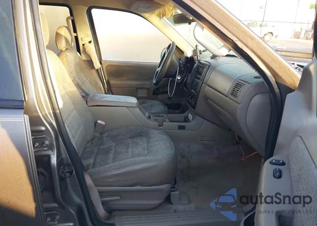 1FMZU62K95UB49046: 41929755