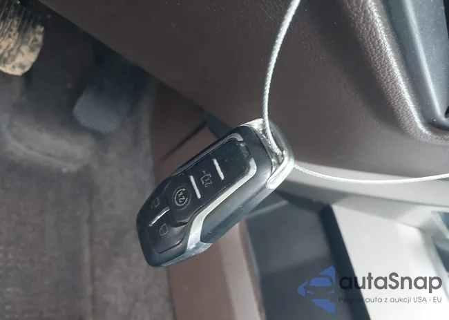 1FTEW1EF4HFC17860: 41929971