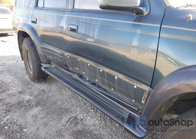 JT3GN87R7W0081174: 41931054