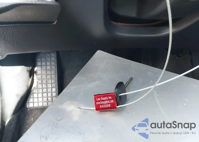 1NXBR32E64Z234341: 41932133