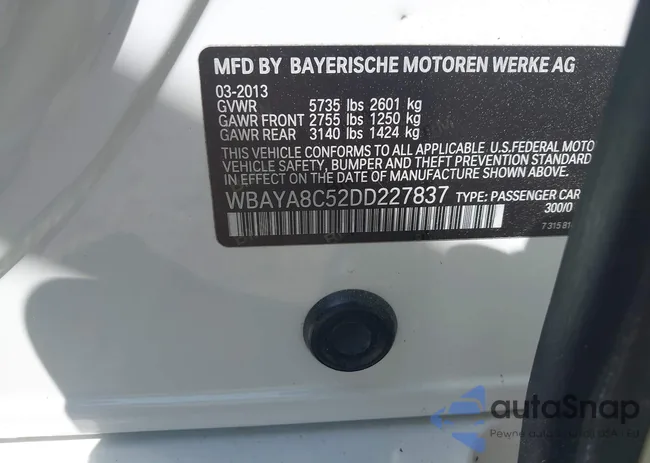 WBAYA8C52DD227837: 41932309