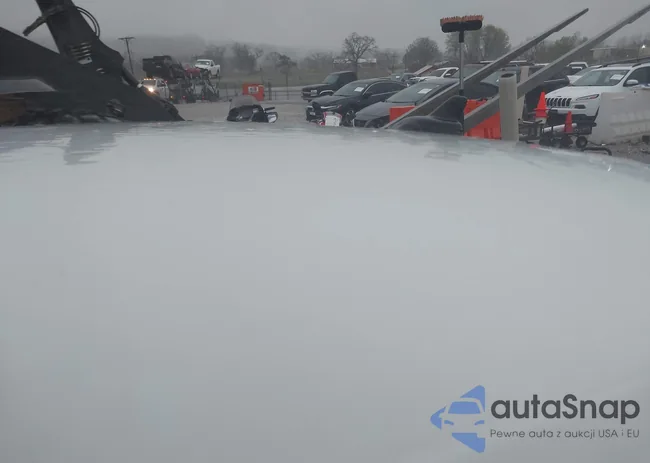 1VWBT7A32HC086078: 41932399