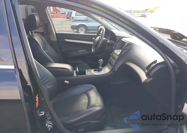 JNKBV61E28M215387: 41932456