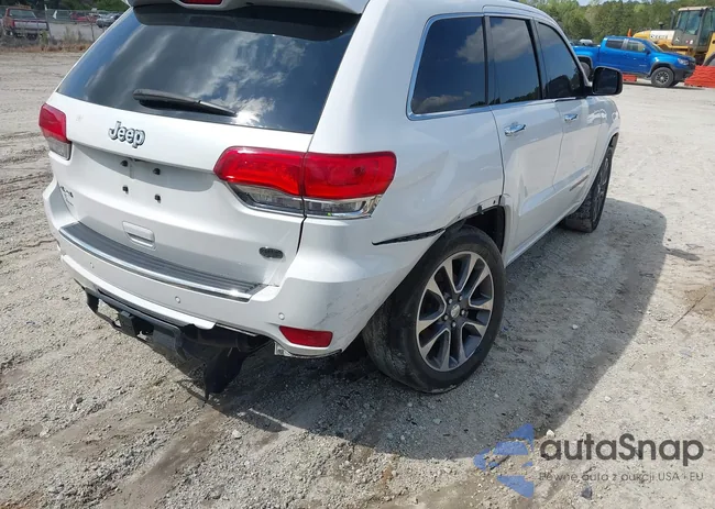 1C4RJFCT4JC431275: 41931665