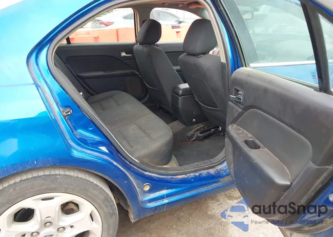 3FAHP0HA1BR184286: 41931719