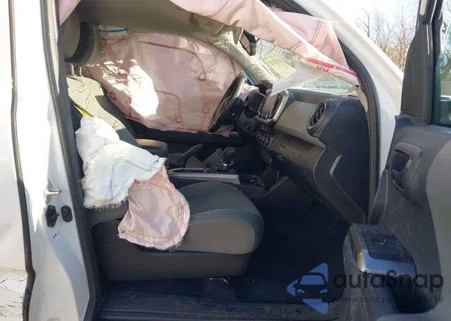 3TYSZ5ANXMT010581: 41933103