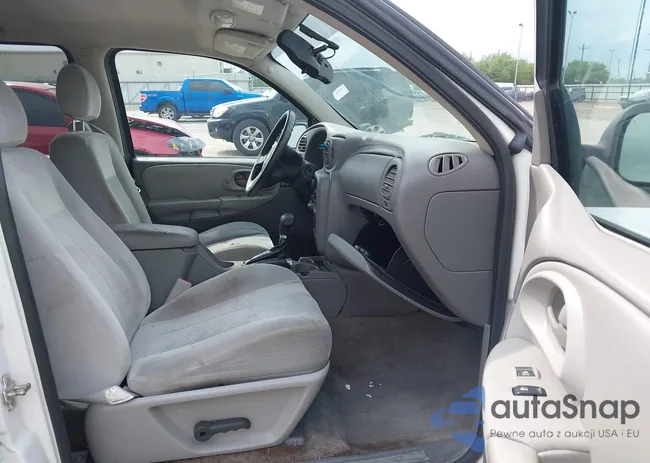 1GNDT13S782235093: 41933262