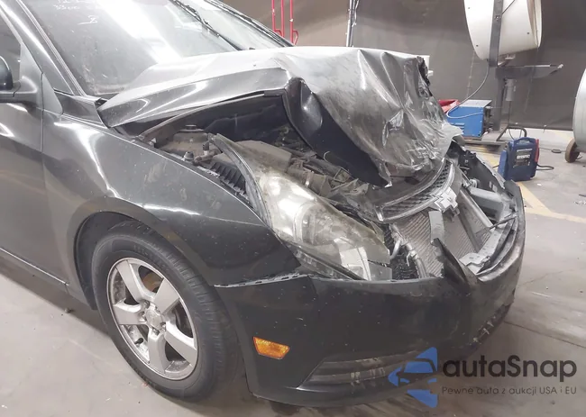 1G1PC5SB4E7344522: 41933295