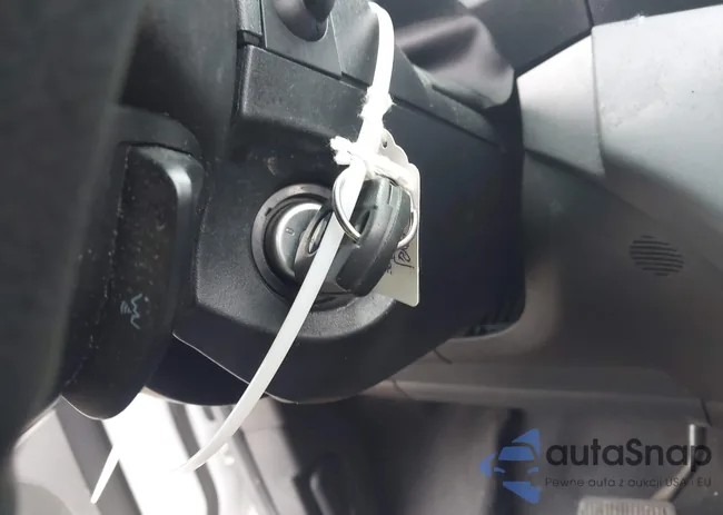 1FMCU0GXXEUC36770: 41933417