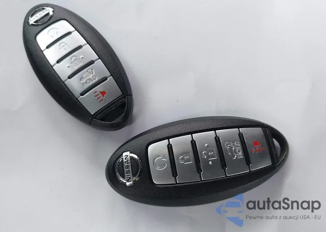 5N1AZ2MH1HN199074: 41932651